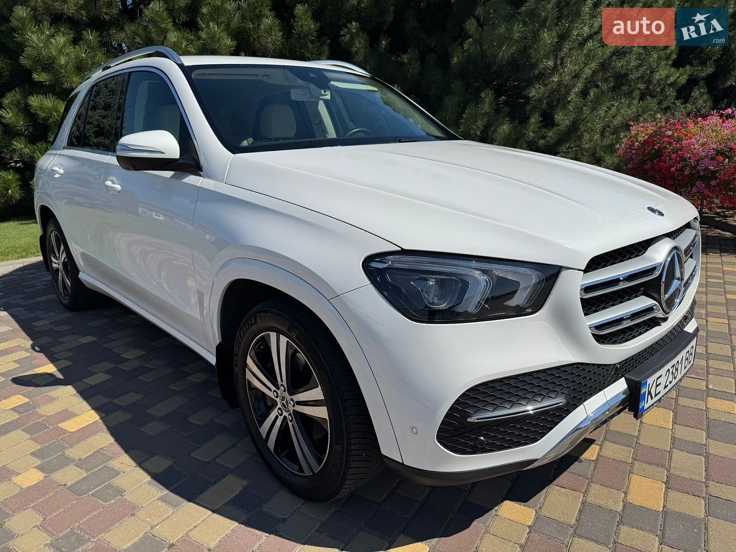 Mercedes-Benz GLE-Class 2019 VIN WDC1671191A029704 фото оголошення 3 з 95