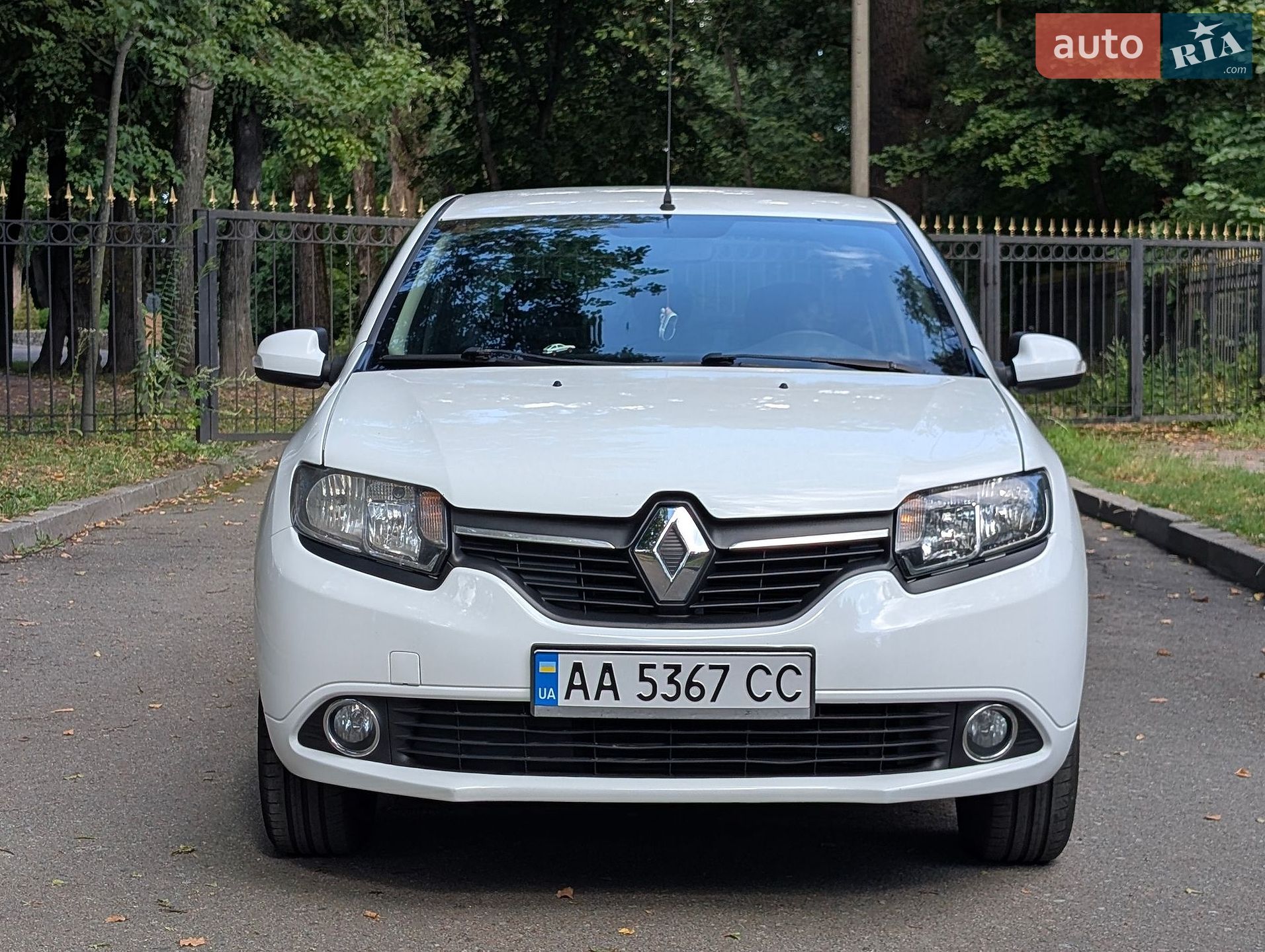 Renault Logan 2013 VIN VF14SRAP448760268 фото оголошення 2 з 29