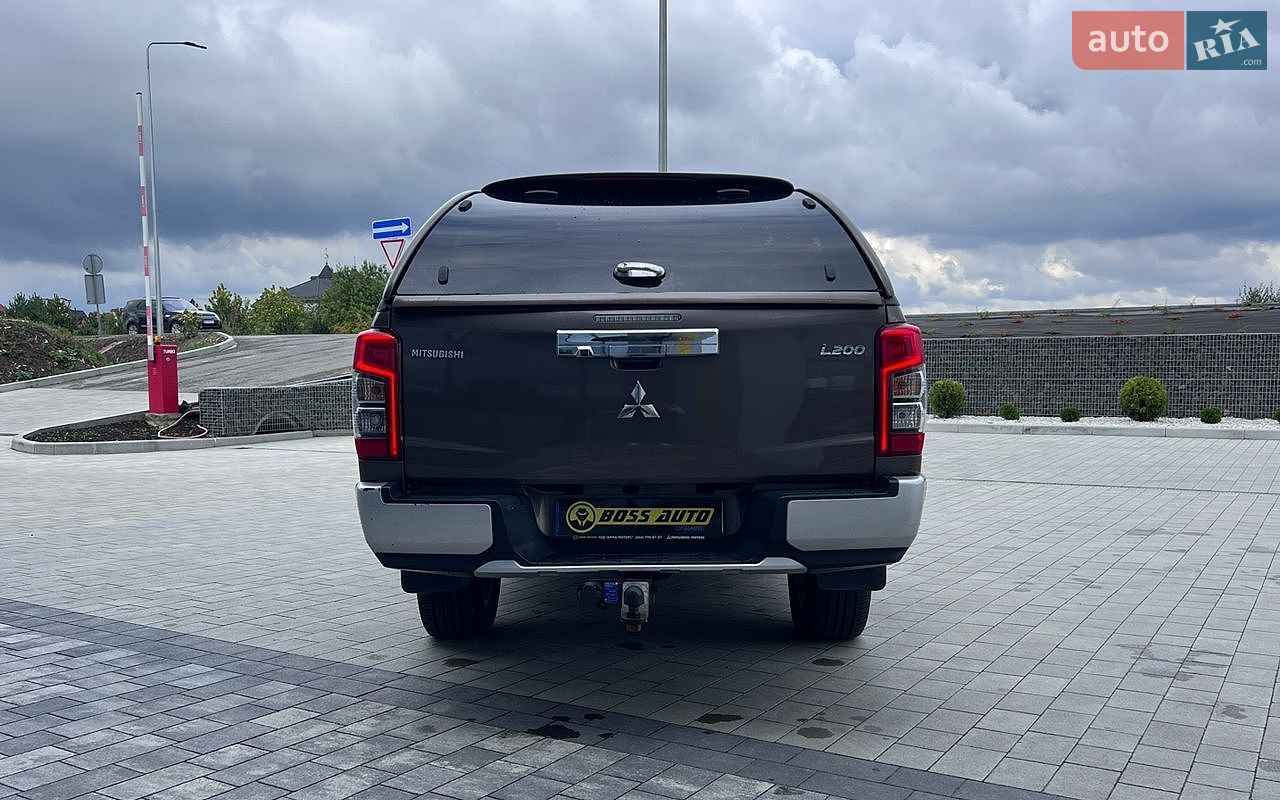 Mitsubishi L 200 2019 VIN MMCJLKL10LH003752 фото оголошення 6 з 32