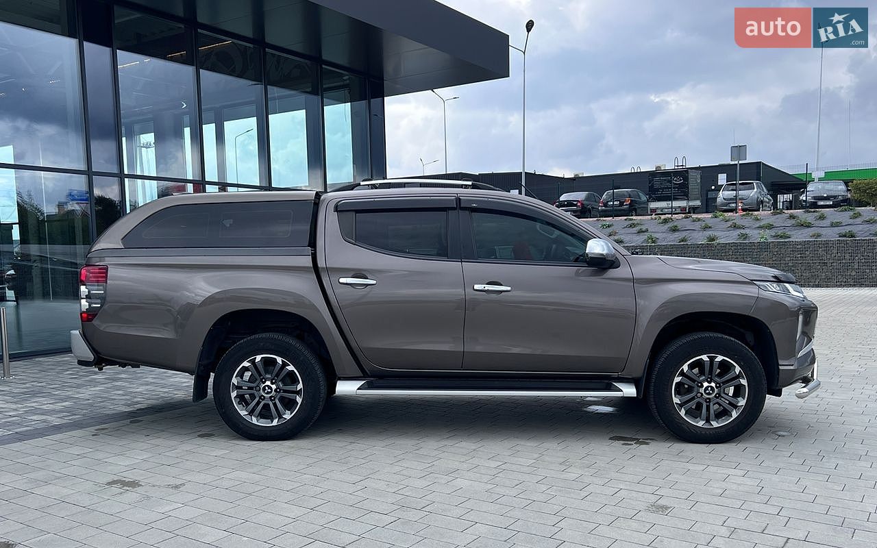 Mitsubishi L 200 2019 VIN MMCJLKL10LH003752 фото оголошення 8 з 32