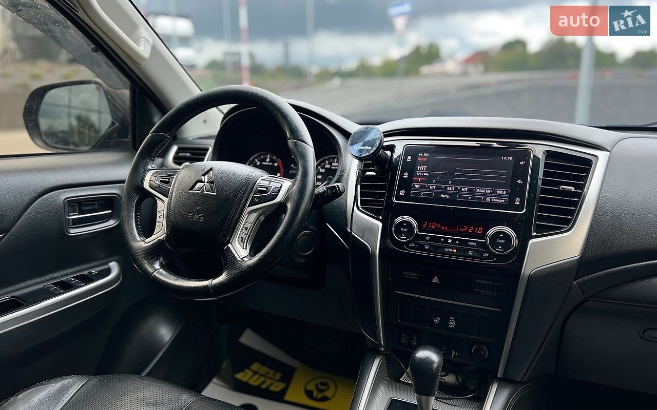 Mitsubishi L 200 2019 VIN MMCJLKL10LH003752 фото оголошення 22 з 32