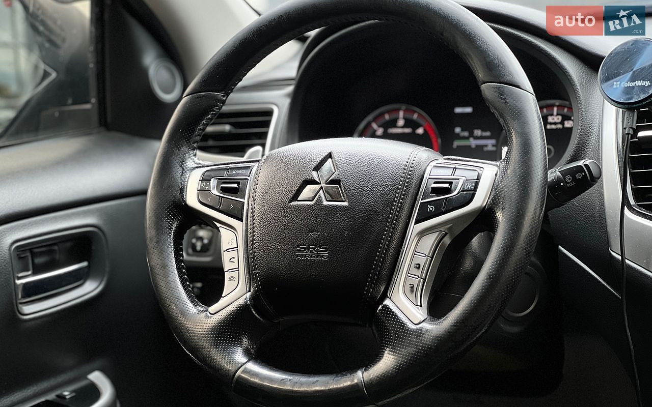 Mitsubishi L 200 2019 VIN MMCJLKL10LH003752 фото оголошення 23 з 32