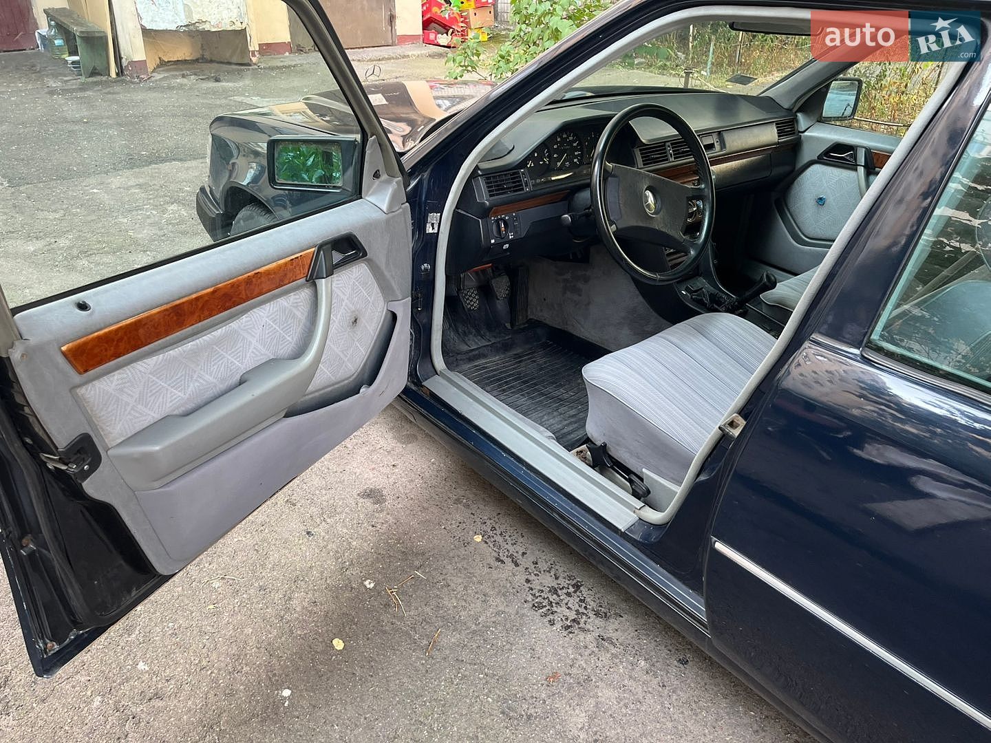 Mercedes-Benz E-Class 1987 VIN WDB1241201A426303 фото оголошення 14 з 14