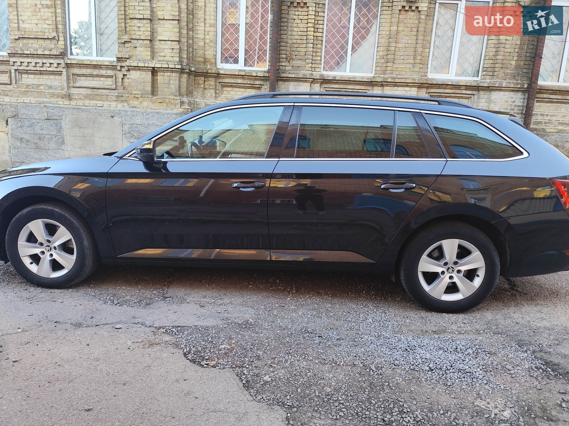 Skoda Superb 2016 VIN TMBJH7NP7H7019689 фото оголошення 8 з 31