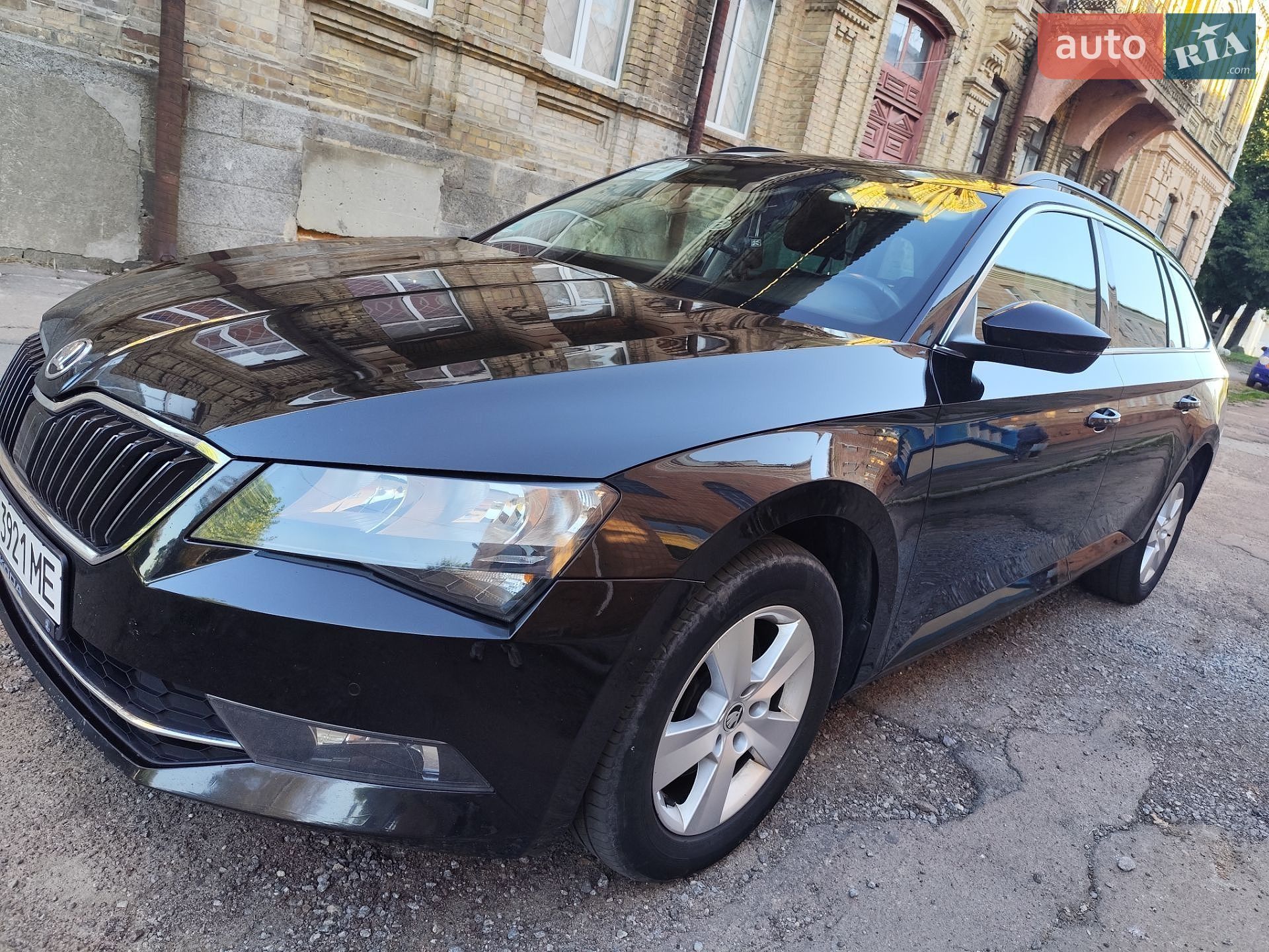 Skoda Superb 2016 VIN TMBJH7NP7H7019689 фото оголошення 18 з 31