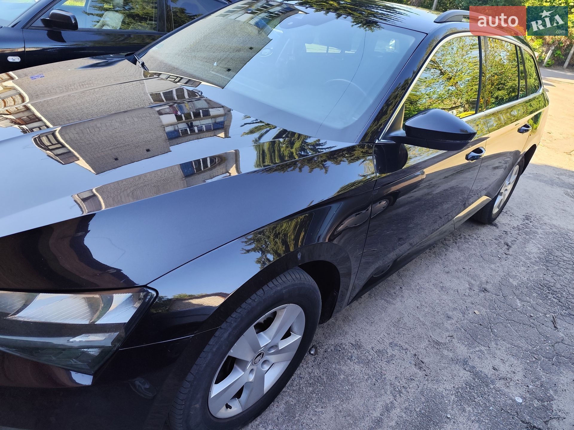 Skoda Superb 2016 VIN TMBJH7NP7H7019689 фото оголошення 25 з 31