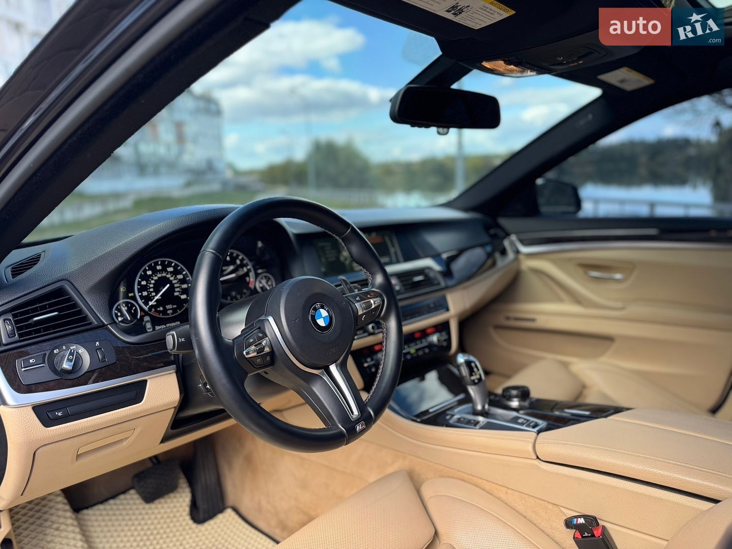 BMW 5 Series 2013 VIN WBAXG5C50DD228901 фото оголошення 18 з 37