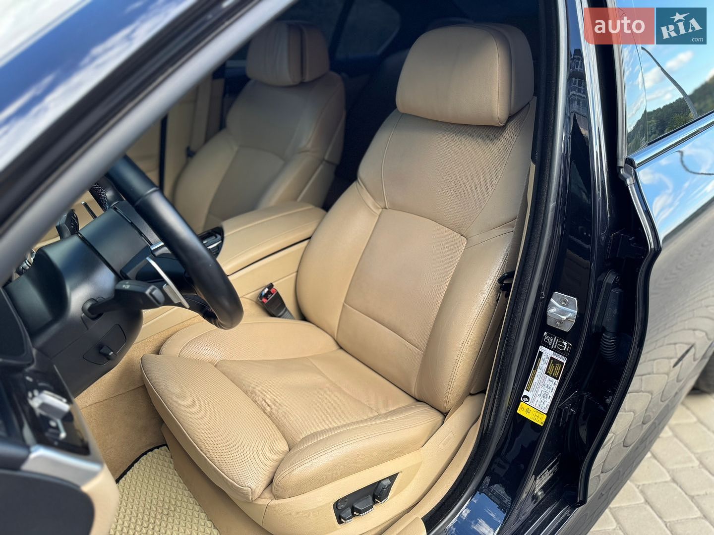 BMW 5 Series 2013 VIN WBAXG5C50DD228901 фото оголошення 20 з 37