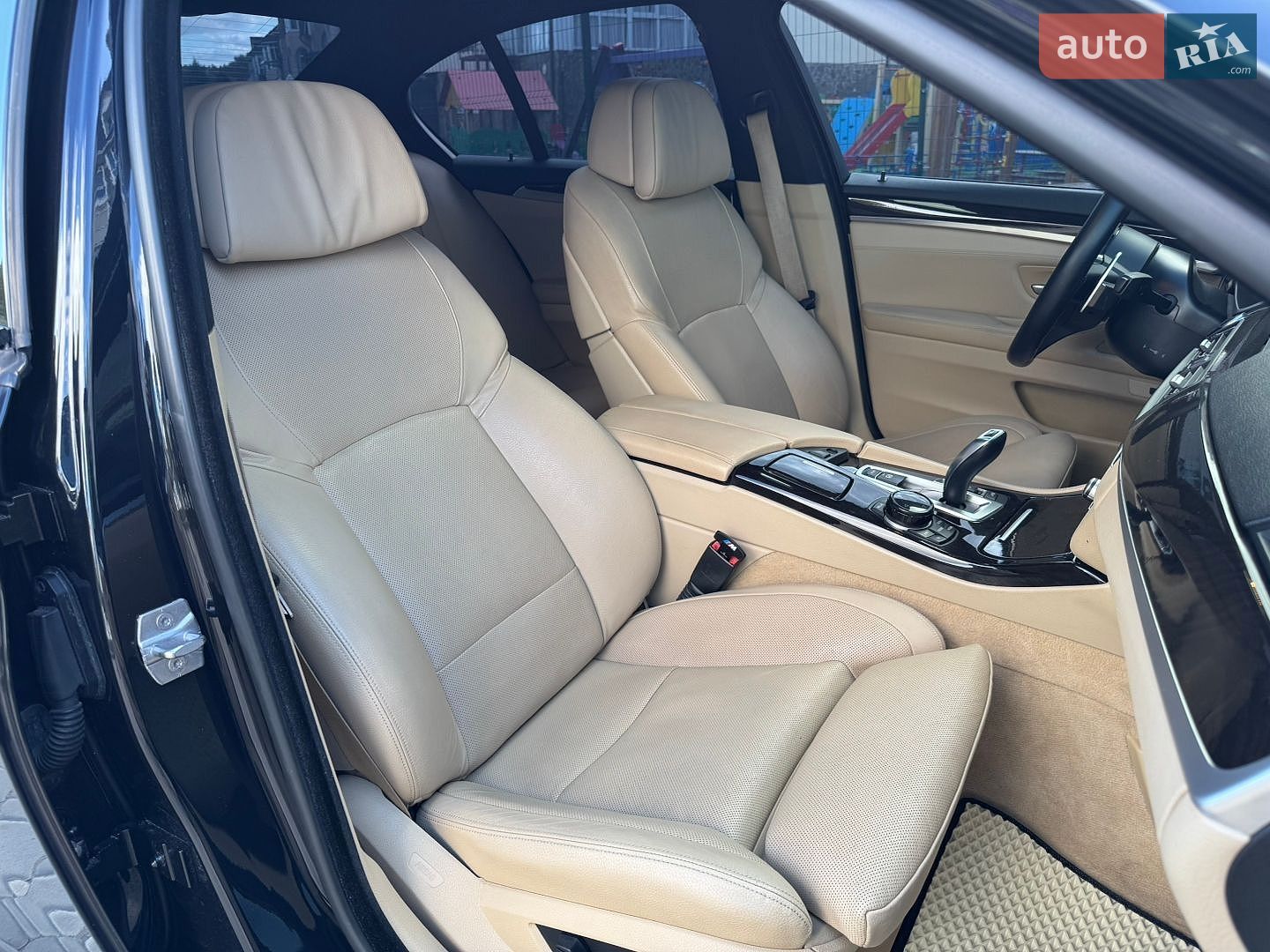 BMW 5 Series 2013 VIN WBAXG5C50DD228901 фото оголошення 24 з 37