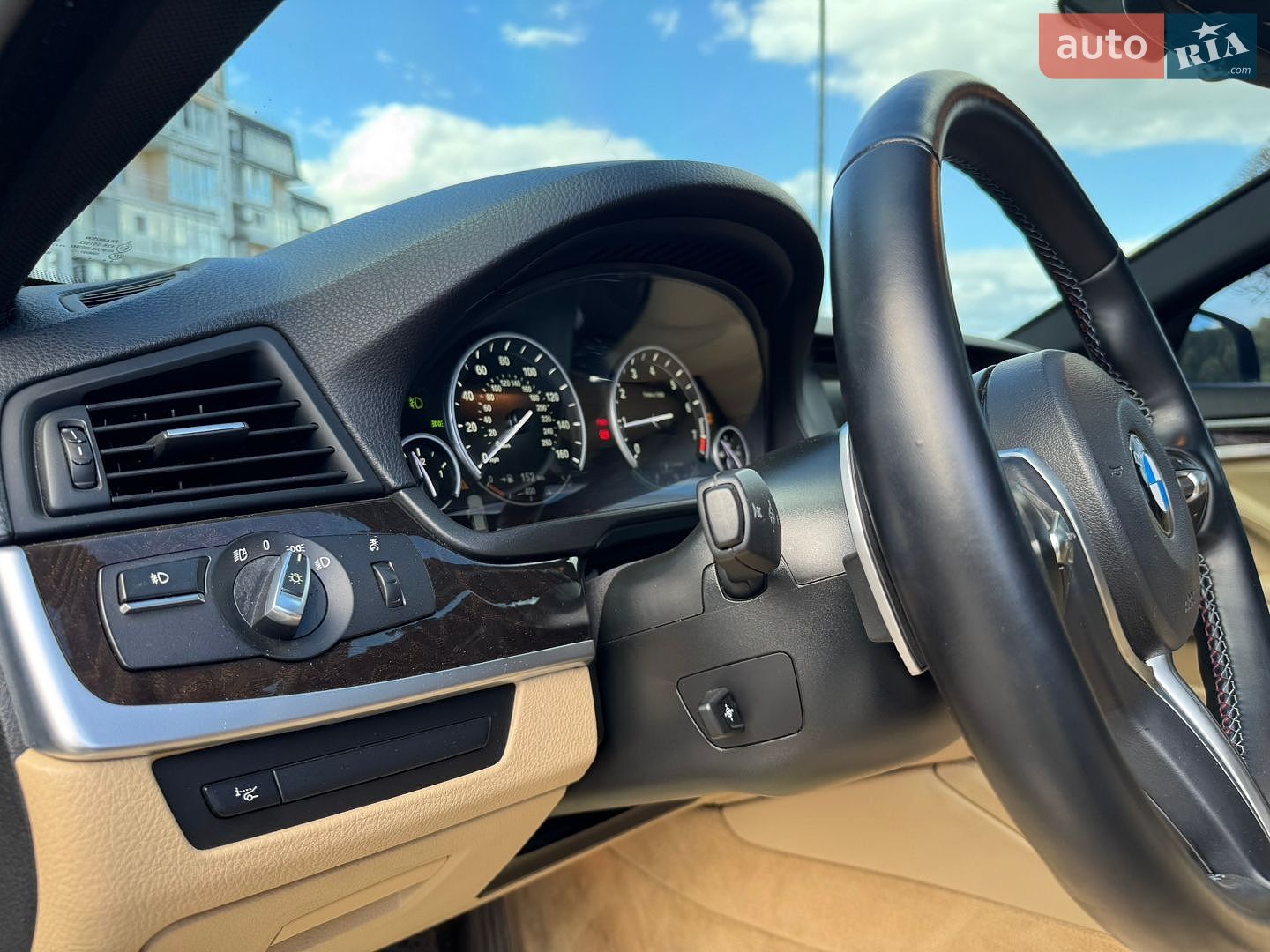 BMW 5 Series 2013 VIN WBAXG5C50DD228901 фото оголошення 25 з 37