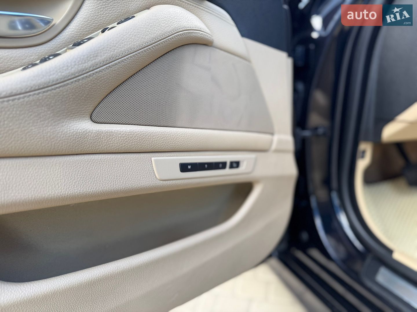 BMW 5 Series 2013 VIN WBAXG5C50DD228901 фото оголошення 35 з 37