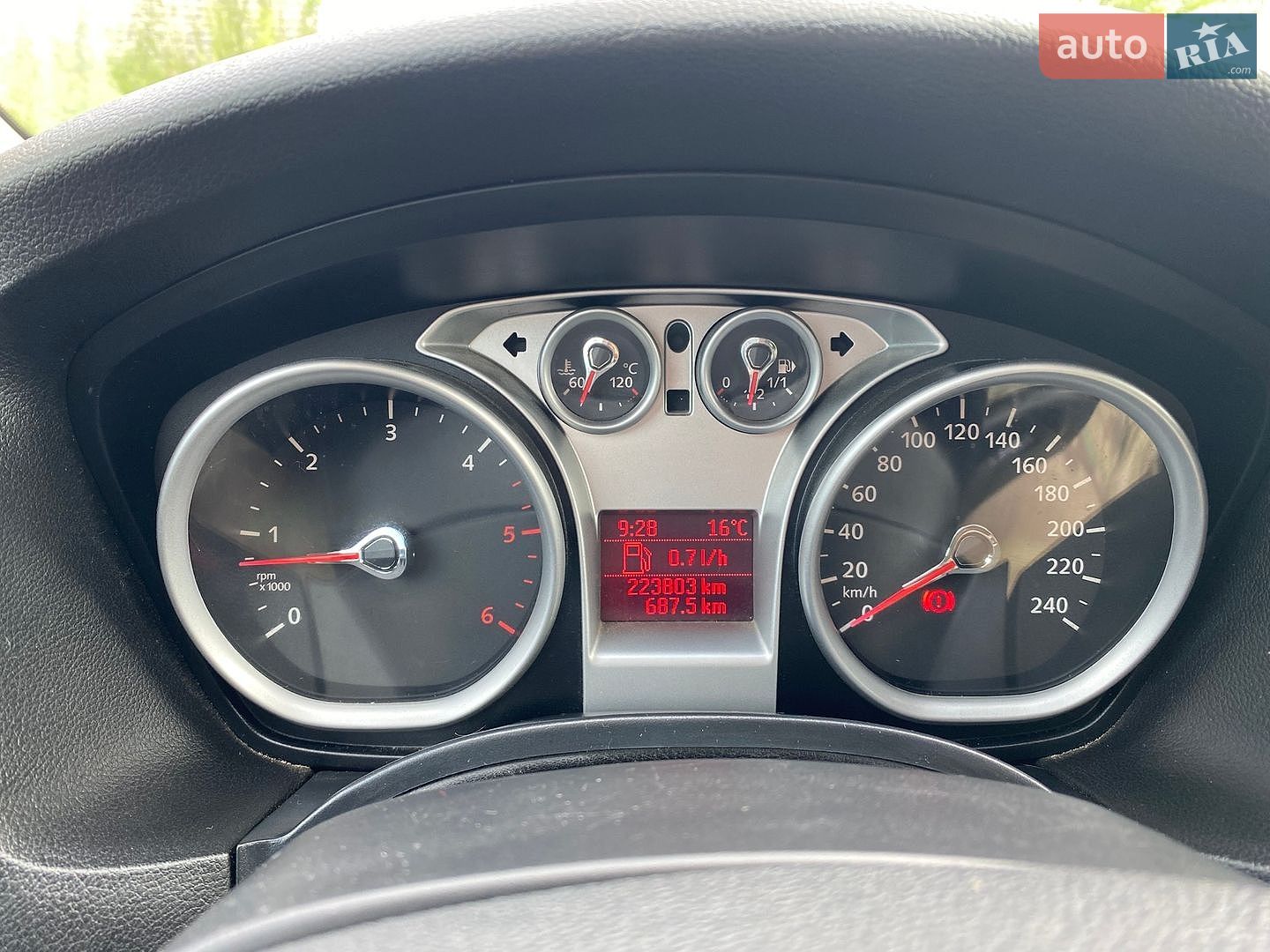 Ford Focus 2008 VIN WF0PXXGCDP8C77143 фото оголошення 9 з 18