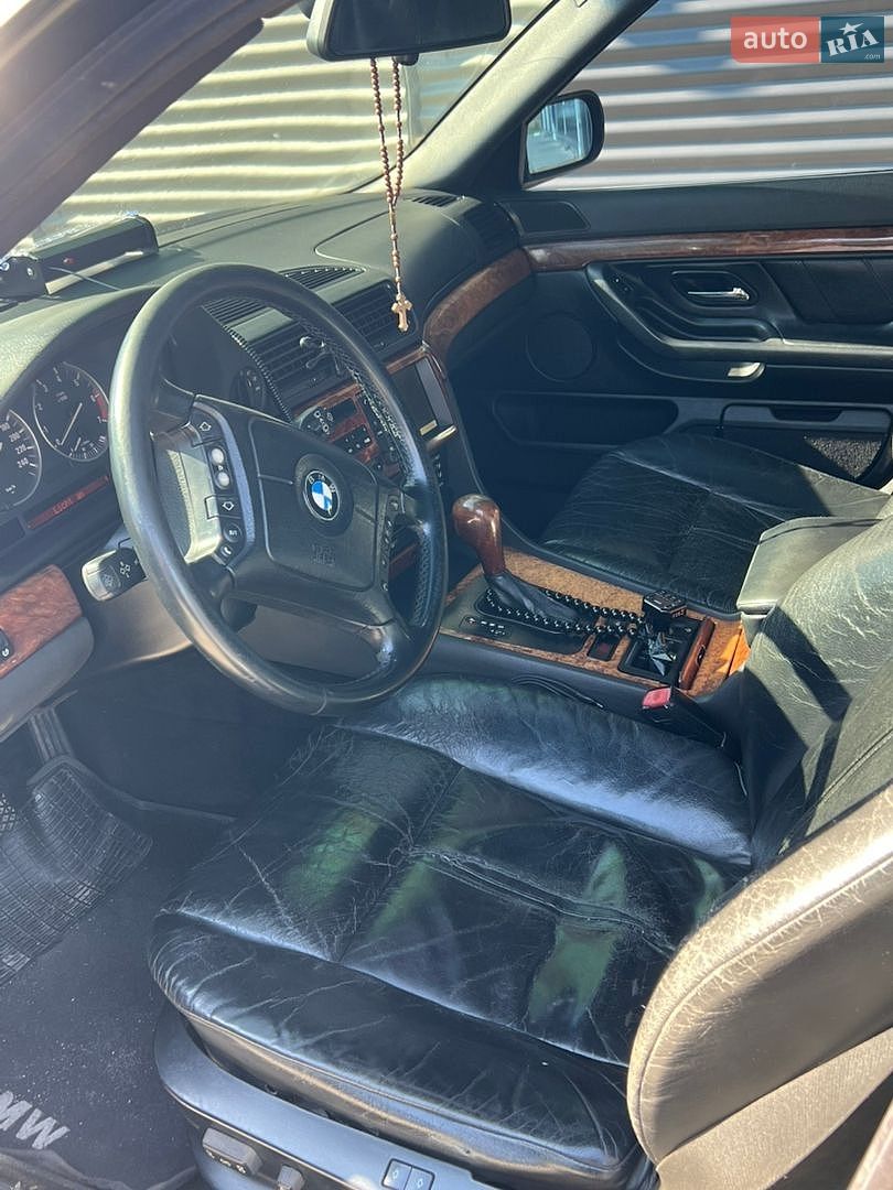 BMW 7 Series 1999 VIN WBAGG41090DN62100 фото оголошення 2 з 6