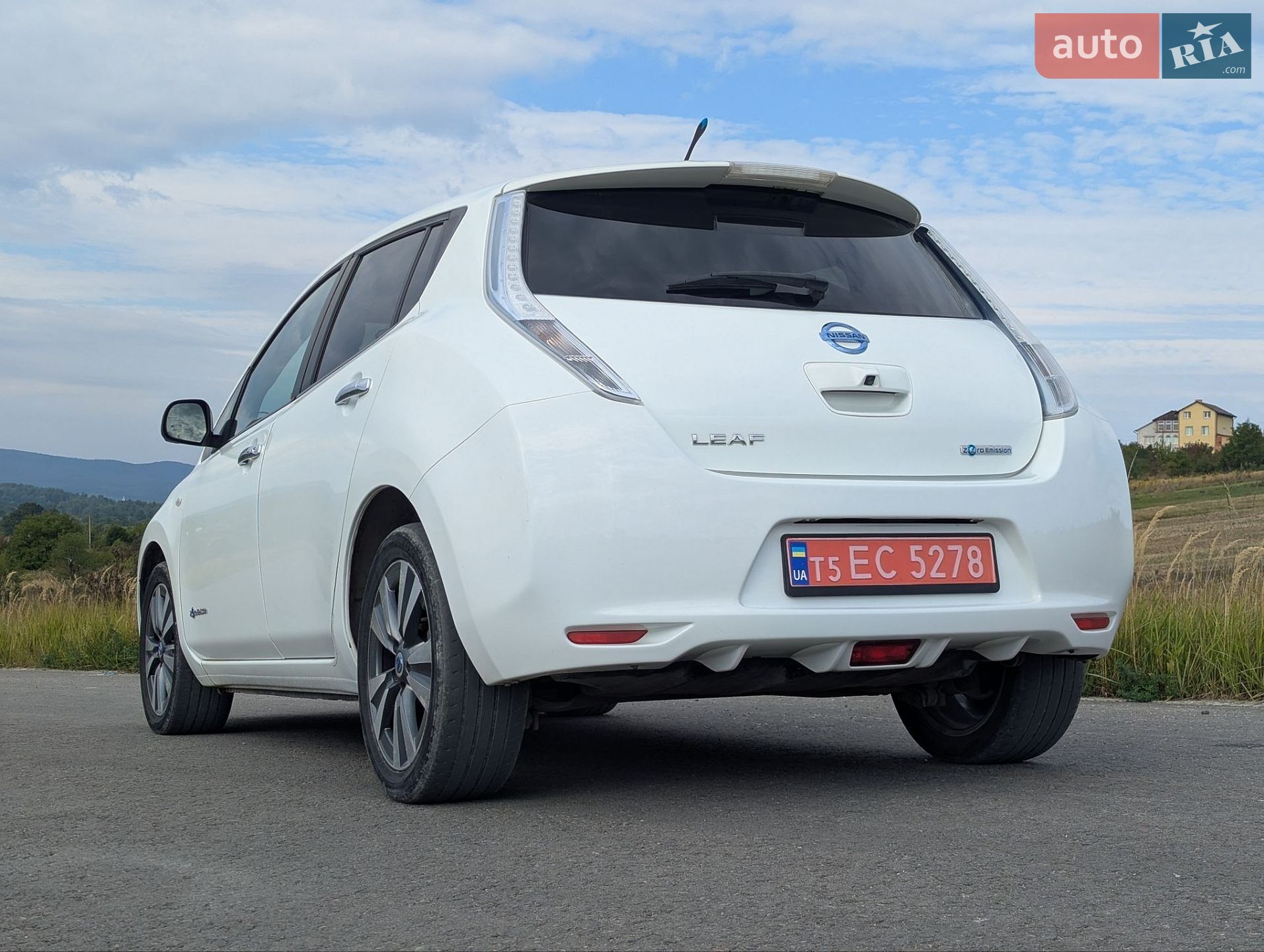 Nissan Leaf 2013 VIN SJNFAAZE0U6008070 фото оголошення 4 з 43