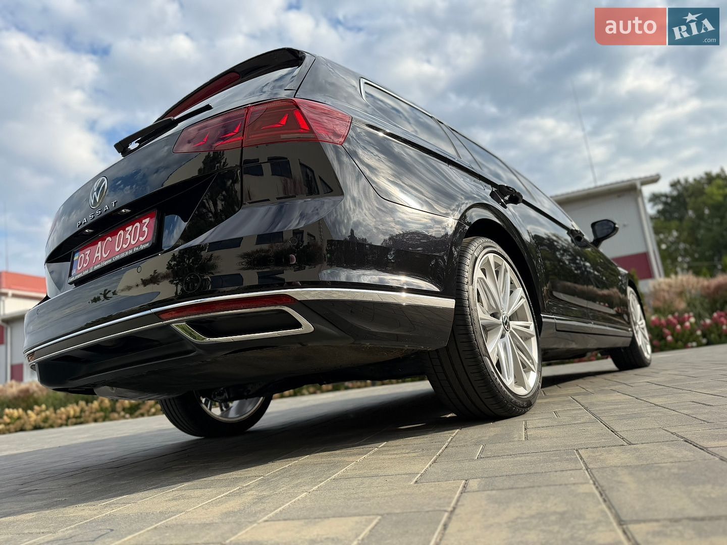Volkswagen Passat 2023 VIN WVWZZZ3CZPE065266 фото оголошення 19 з 190