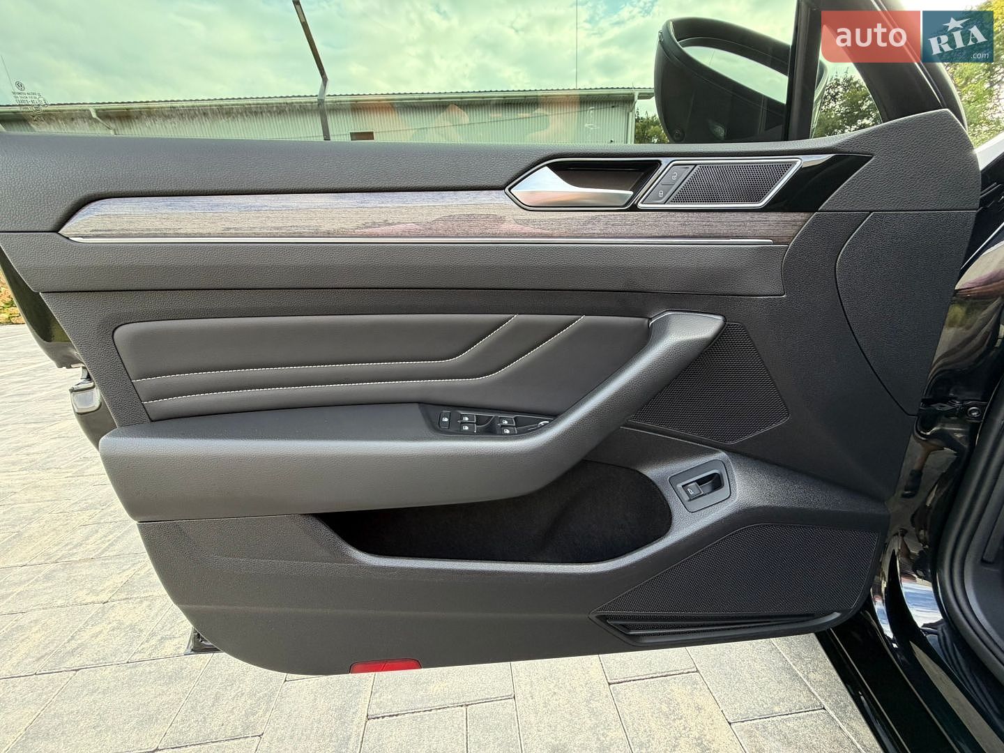 Volkswagen Passat 2023 VIN WVWZZZ3CZPE065266 фото оголошення 59 з 190