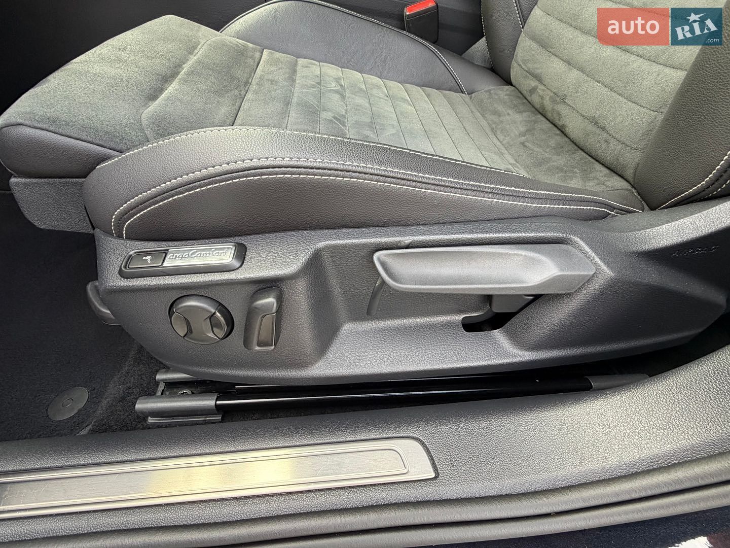 Volkswagen Passat 2023 VIN WVWZZZ3CZPE065266 фото оголошення 67 з 190