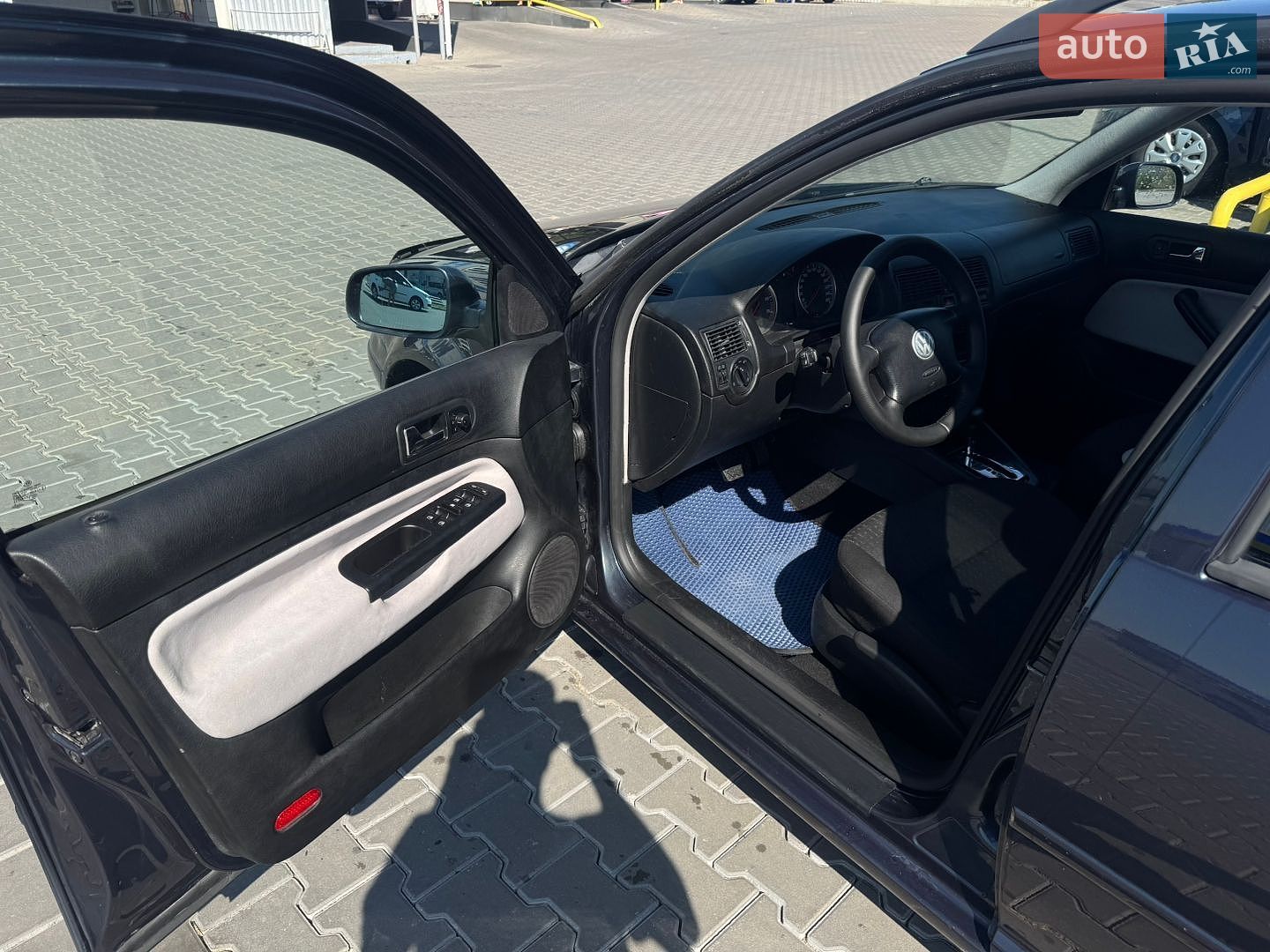 Volkswagen Golf 2004 VIN WVWZZZ1JZ5W012617 фото оголошення 9 з 24