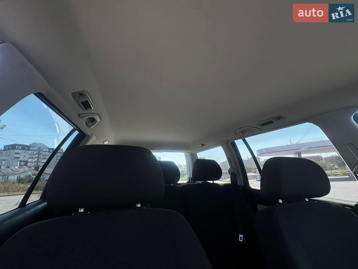 Volkswagen Golf 2004 VIN WVWZZZ1JZ5W012617 фото оголошення 21 з 24