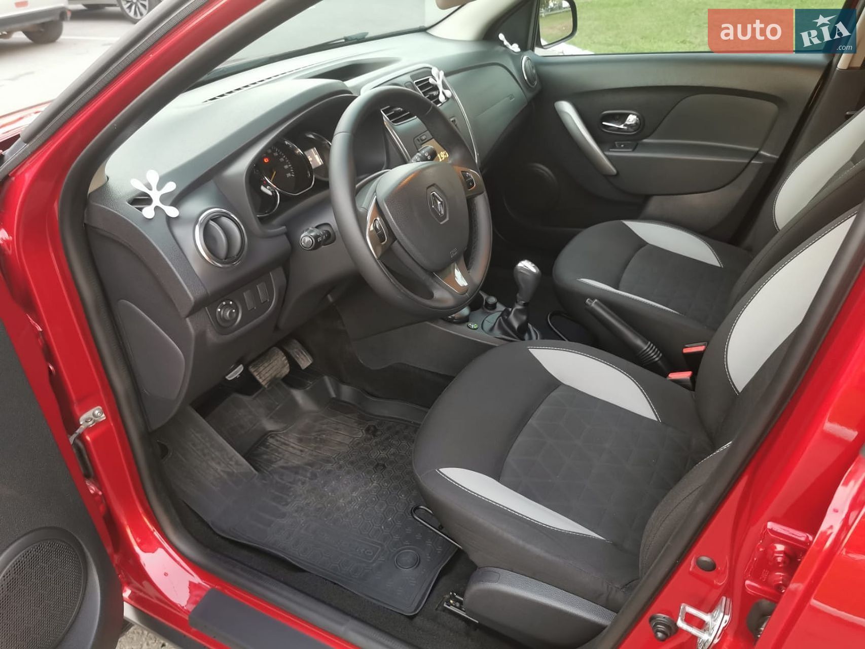 Renault Sandero 2016 VIN VF15SRA1A56668139 фото оголошення 23 з 42