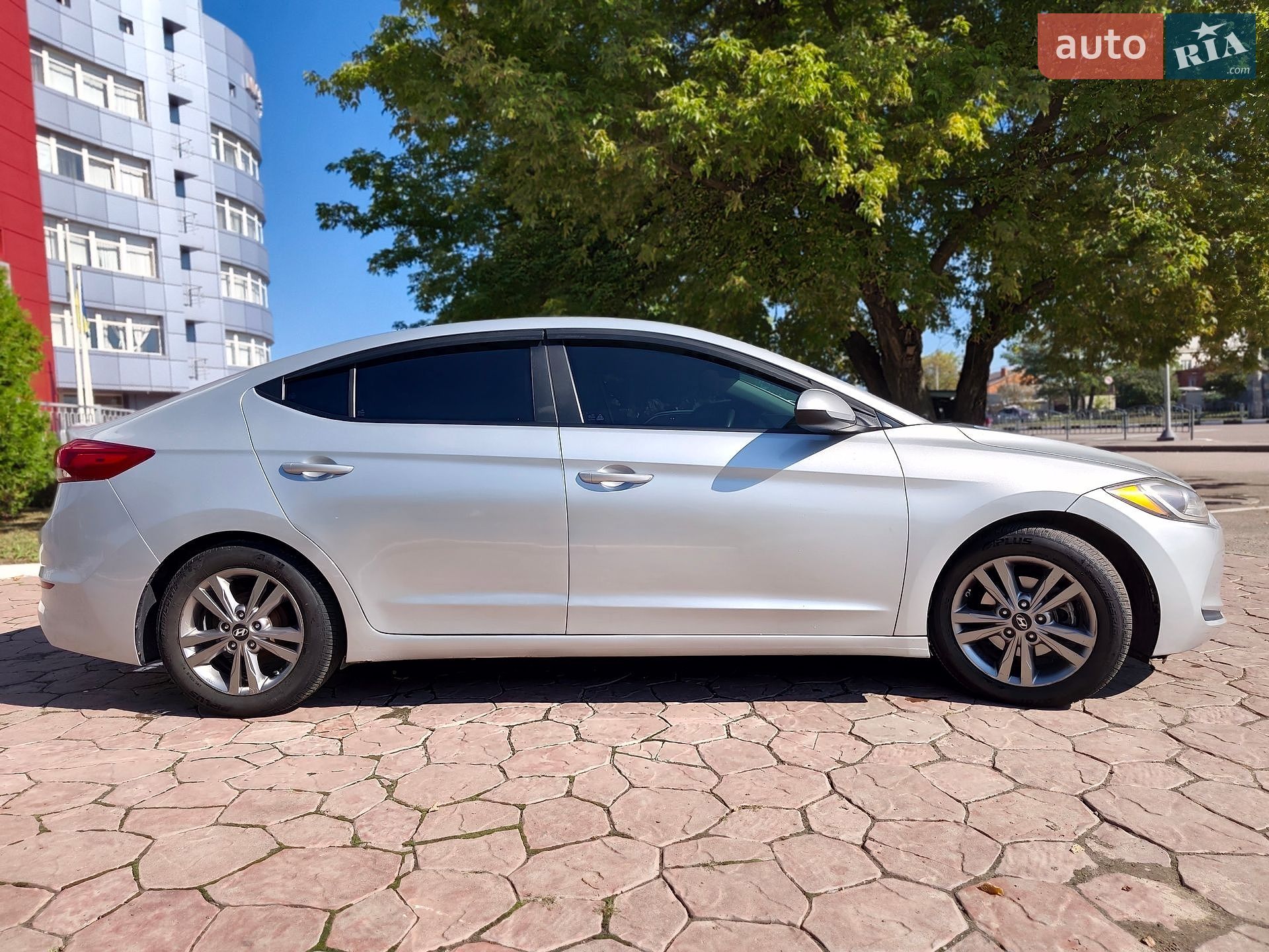 Hyundai Elantra 2016 VIN 5NPD84LF1HH034450 фото оголошення 8 з 16