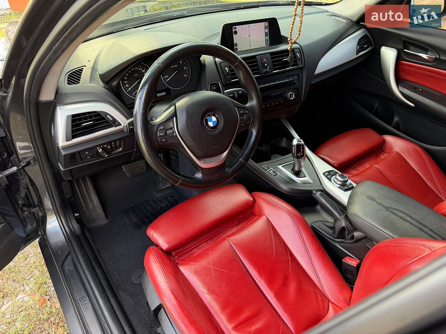 BMW 1 Series 2012 VIN WBA1C71000J041884 фото оголошення 2 з 25
