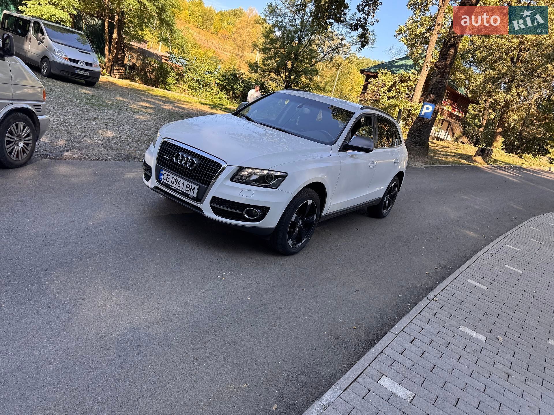 Audi Q5 2010 VIN WAUZZZ8R4BA040595 фото оголошення 3 з 19