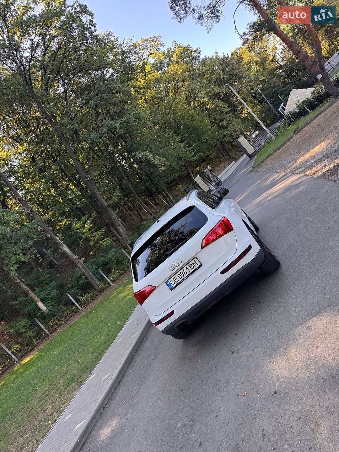 Audi Q5 2010 VIN WAUZZZ8R4BA040595 фото оголошення 15 з 19