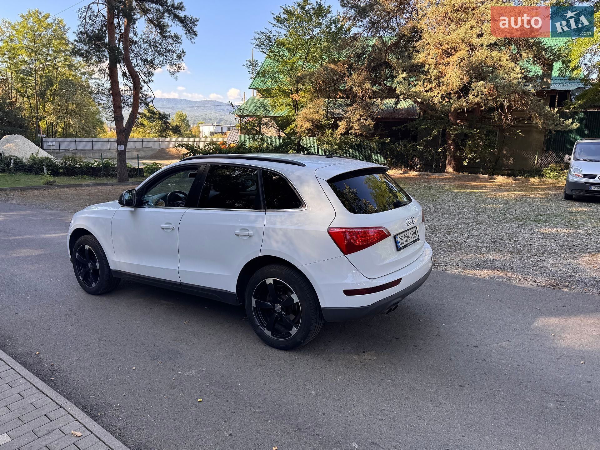 Audi Q5 2010 VIN WAUZZZ8R4BA040595 фото оголошення 16 з 19