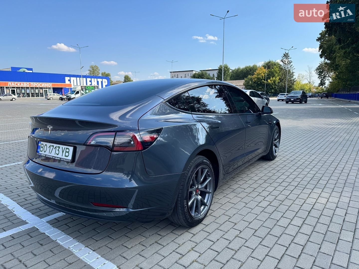 Tesla Model 3 2023 VIN 5YJ3E1EA2PF605347 фото оголошення 6 з 22