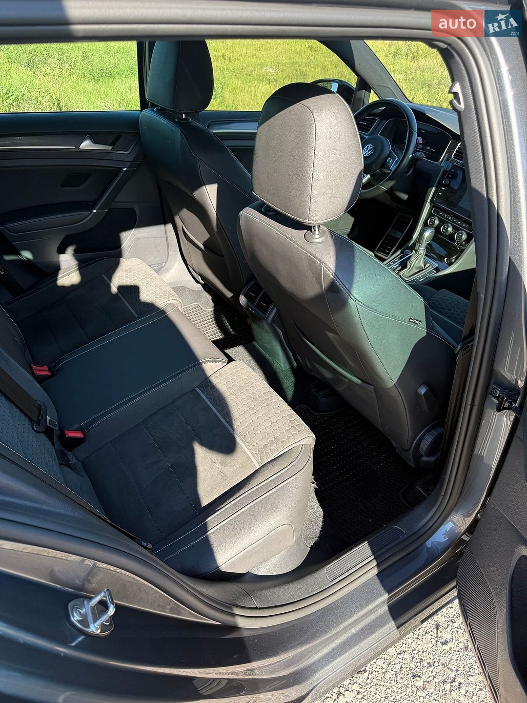 Volkswagen Golf 2017 VIN WVWZZZAUZJP535161 фото оголошення 15 з 22