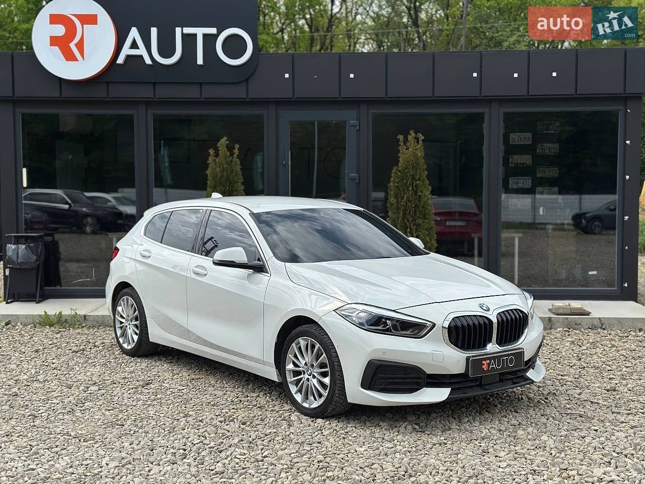 BMW 1 Series 2020 VIN WBA7M9101M7G95138 фото оголошення 8 з 24