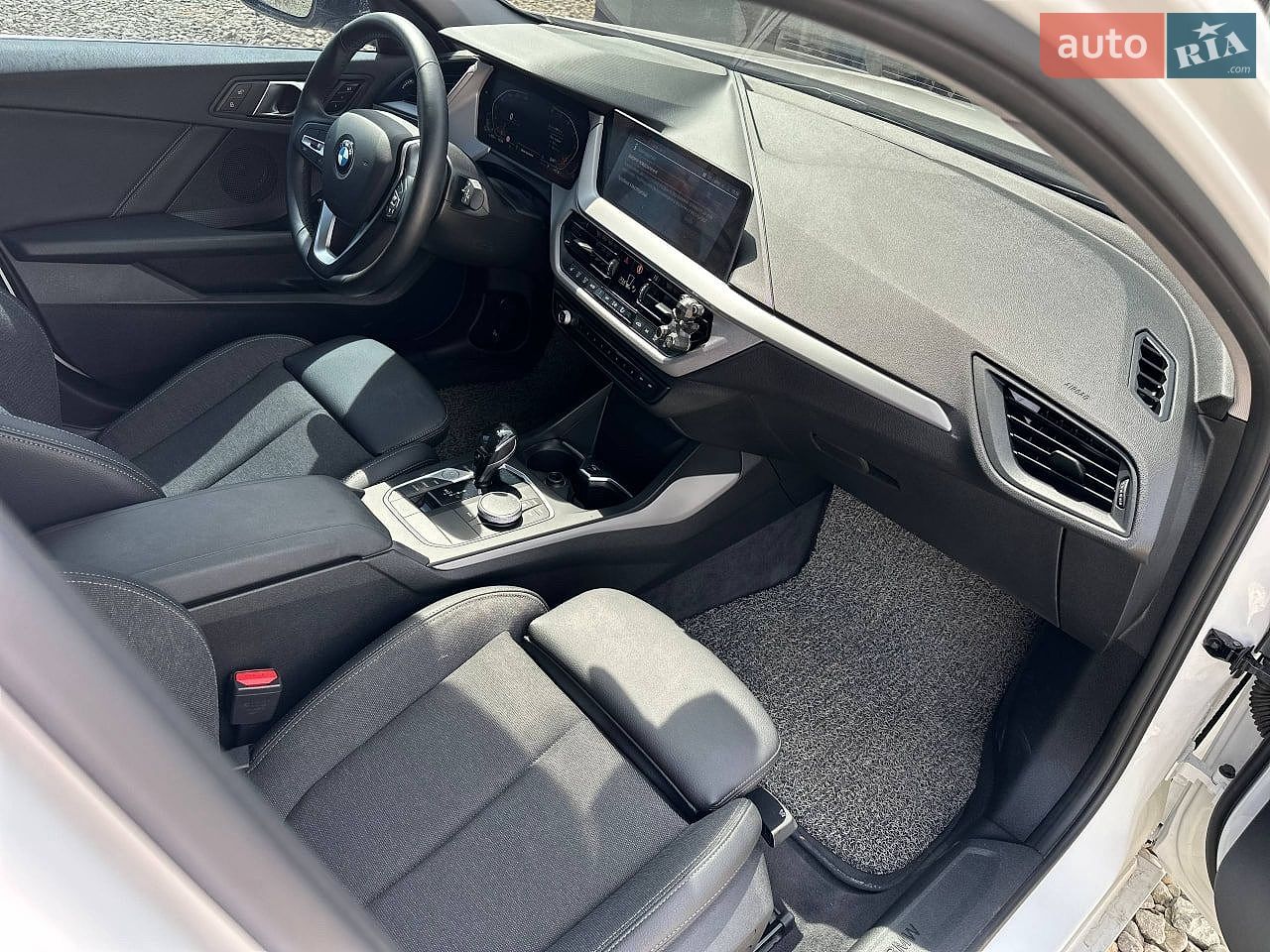 BMW 1 Series 2020 VIN WBA7M9101M7G95138 фото оголошення 23 з 24