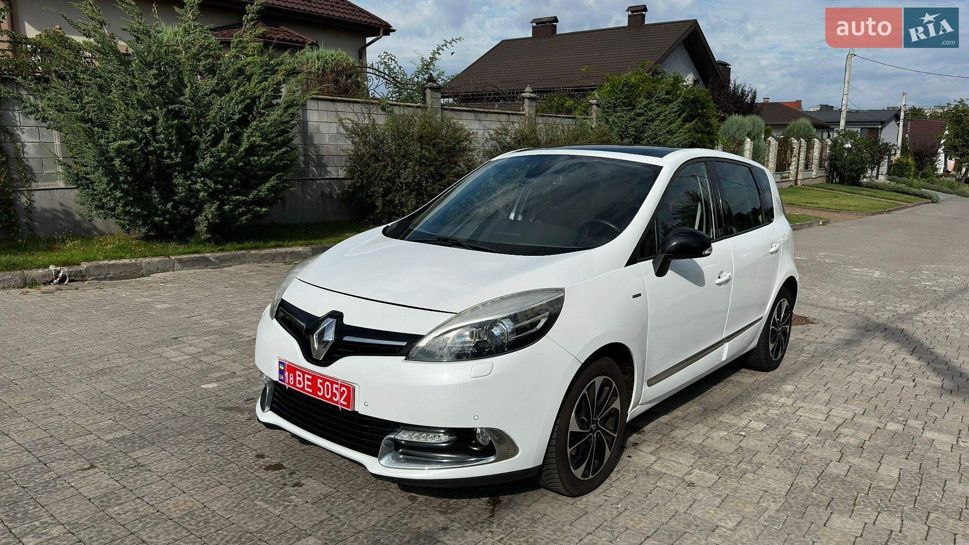 Renault Scenic 2016 VIN VF1JZ030H55326778 фото оголошення 2 з 29