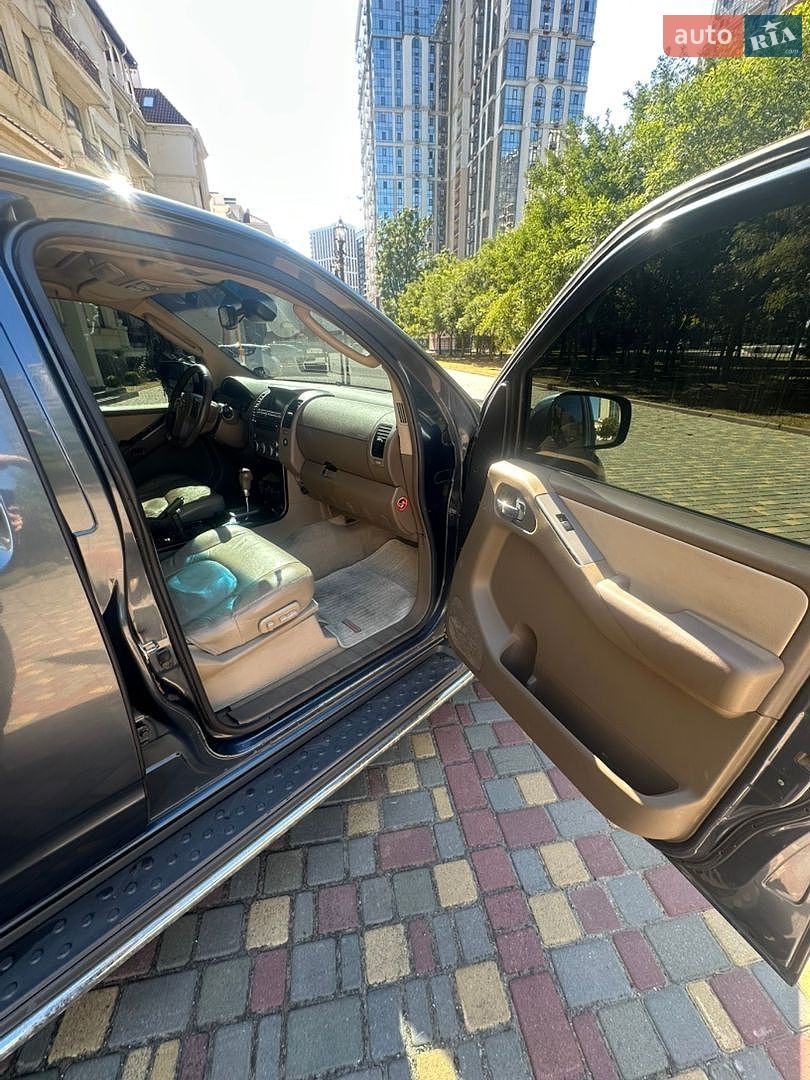 Nissan Pathfinder 2006 VIN VSKJVWR51U0093364 фото оголошення 3 з 9