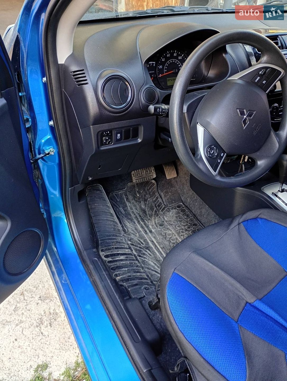 Mitsubishi Mirage 2019 VIN ML32A3HJ8LH003502 фото оголошення 3 з 28