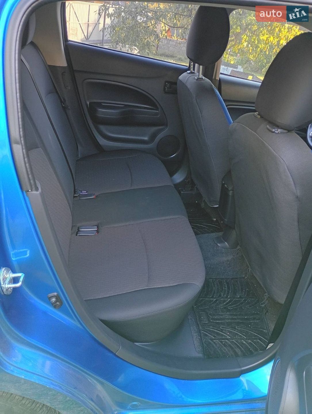 Mitsubishi Mirage 2019 VIN ML32A3HJ8LH003502 фото оголошення 4 з 28