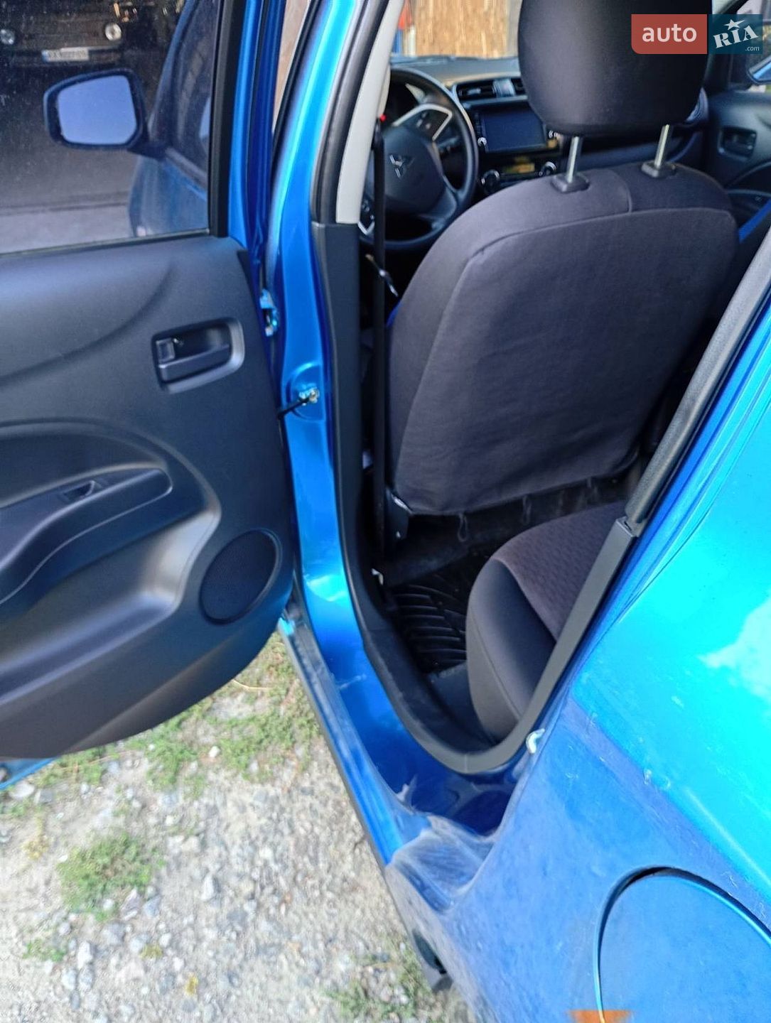 Mitsubishi Mirage 2019 VIN ML32A3HJ8LH003502 фото оголошення 8 з 28