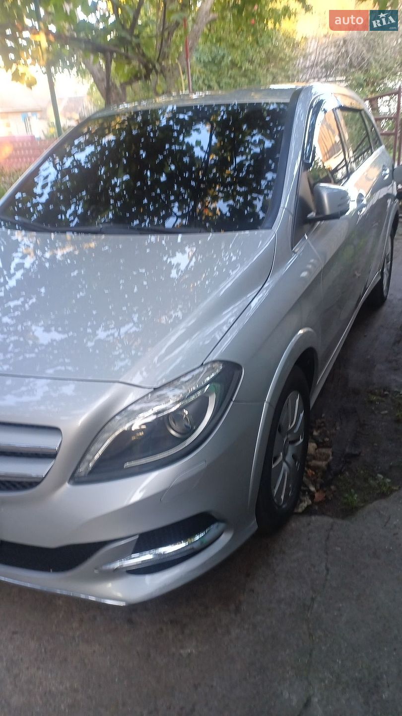 Mercedes-Benz B Class 2015 VIN WDD2428901J008723 фото оголошення 5 з 31