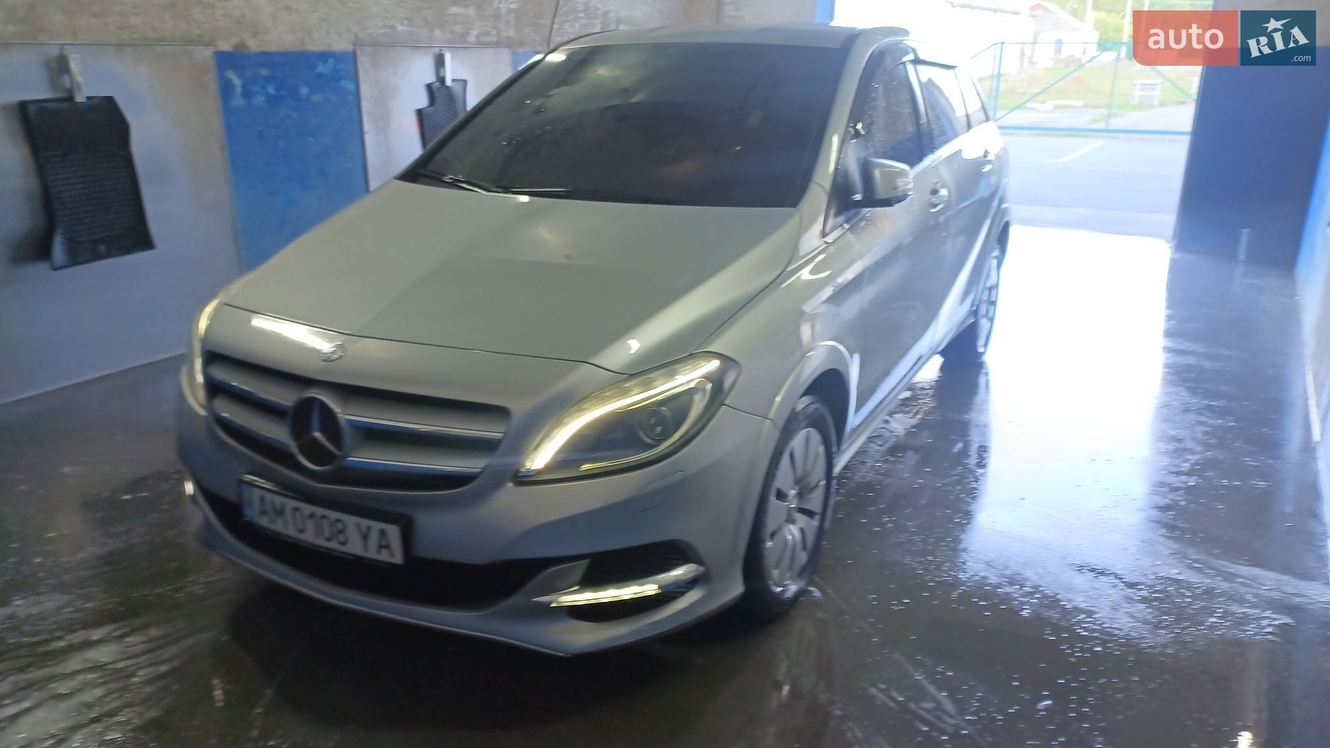 Mercedes-Benz B Class 2015 VIN WDD2428901J008723 фото оголошення 11 з 31