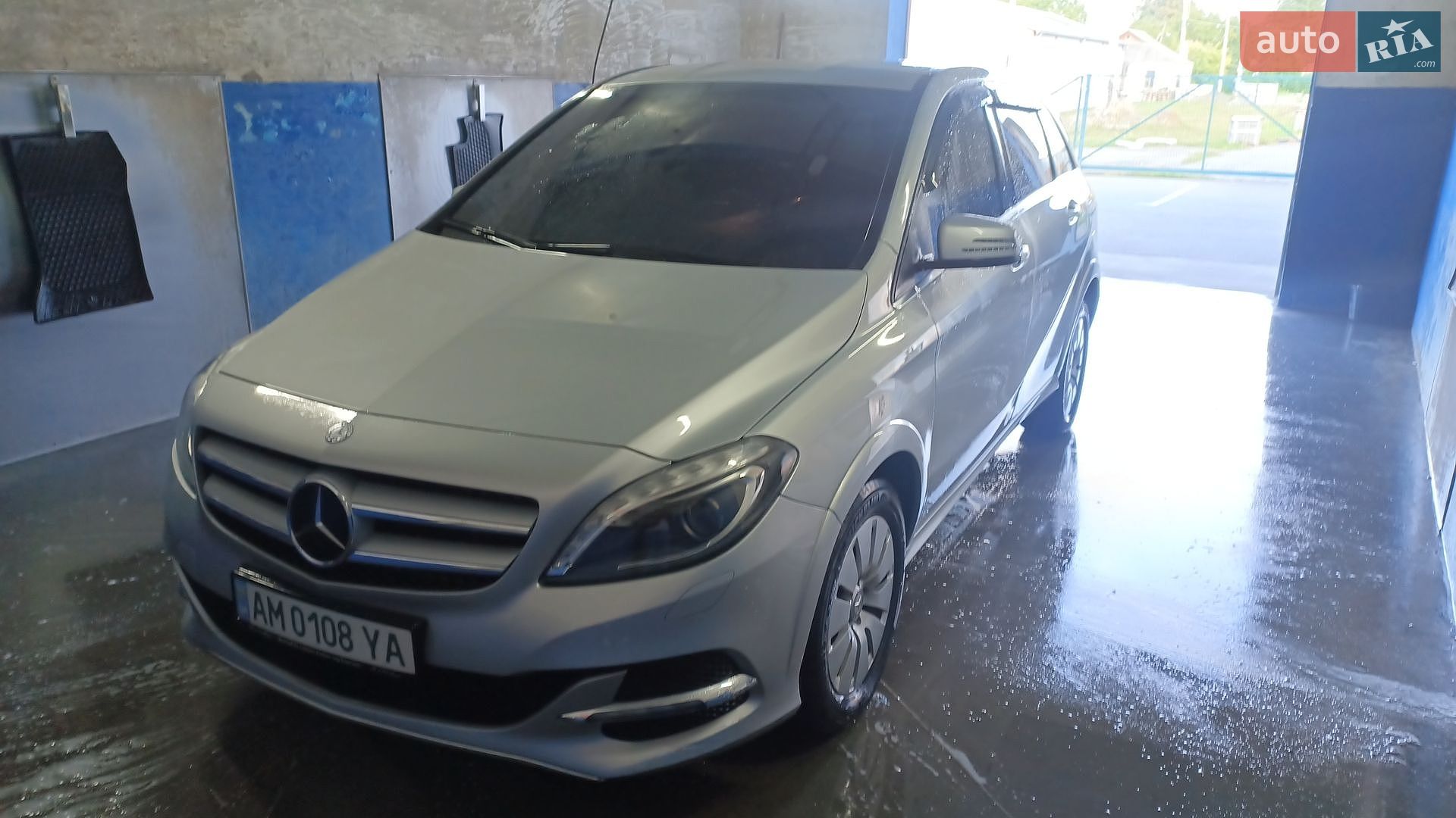 Mercedes-Benz B Class 2015 VIN WDD2428901J008723 фото оголошення 14 з 31