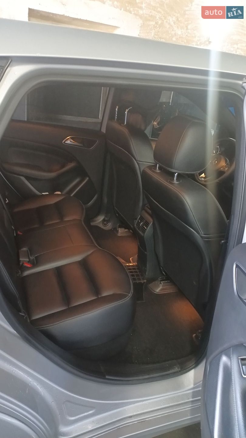 Mercedes-Benz B Class 2015 VIN WDD2428901J008723 фото оголошення 16 з 31