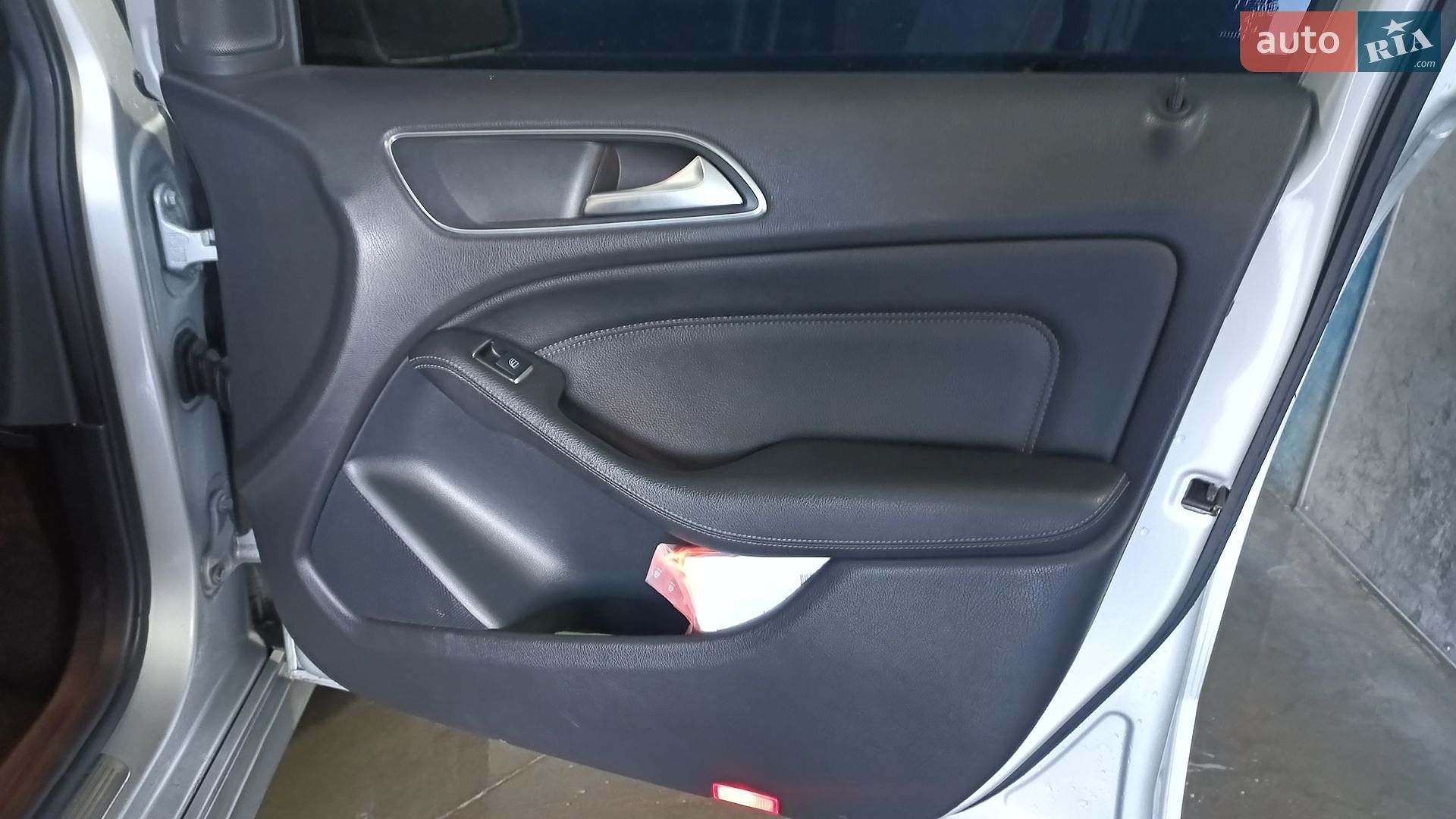 Mercedes-Benz B Class 2015 VIN WDD2428901J008723 фото оголошення 22 з 31