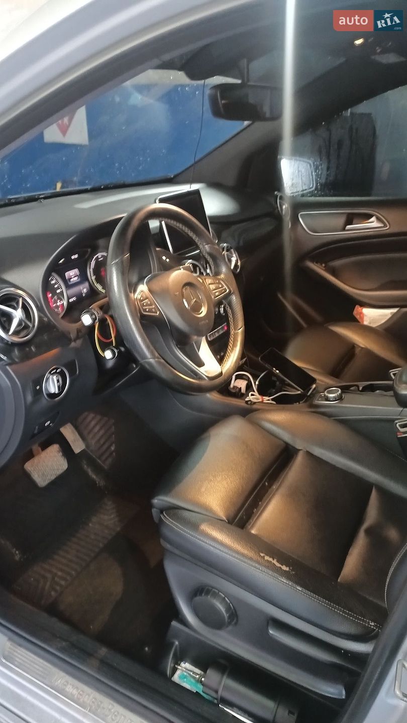 Mercedes-Benz B Class 2015 VIN WDD2428901J008723 фото оголошення 24 з 31