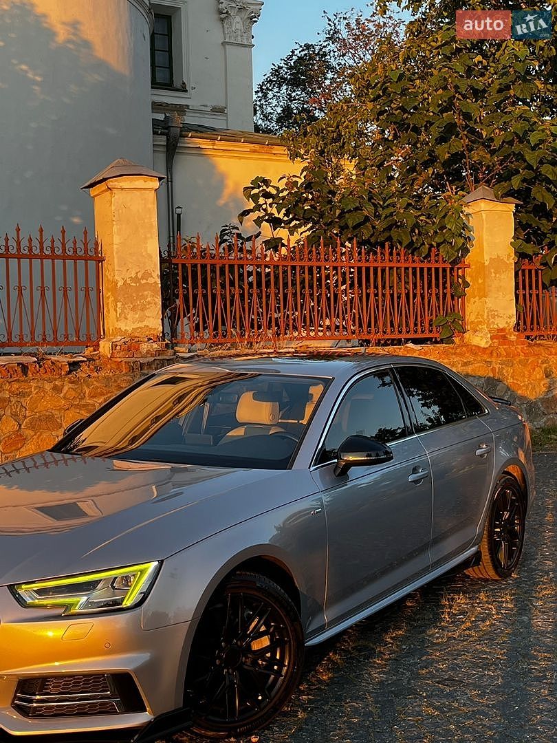 Audi A4 2016 VIN WAUENAF41HN032913 фото оголошення 3 з 32