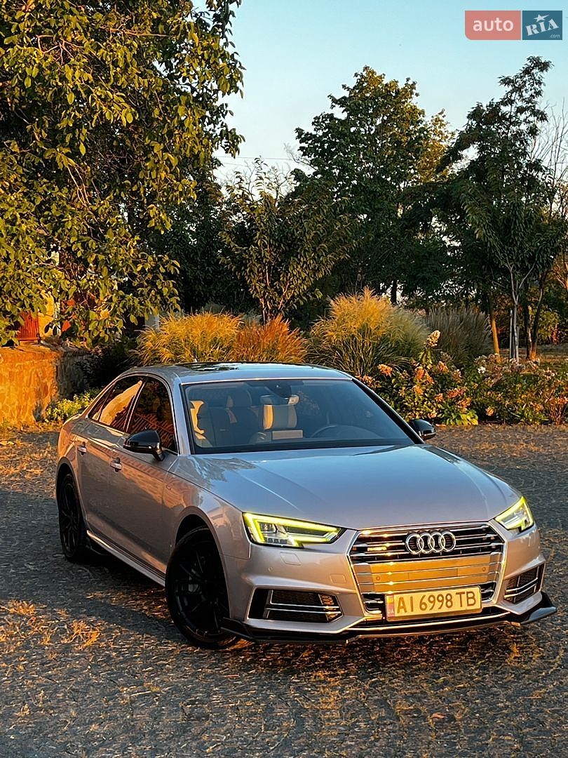 Audi A4 2016 VIN WAUENAF41HN032913 фото оголошення 4 з 32