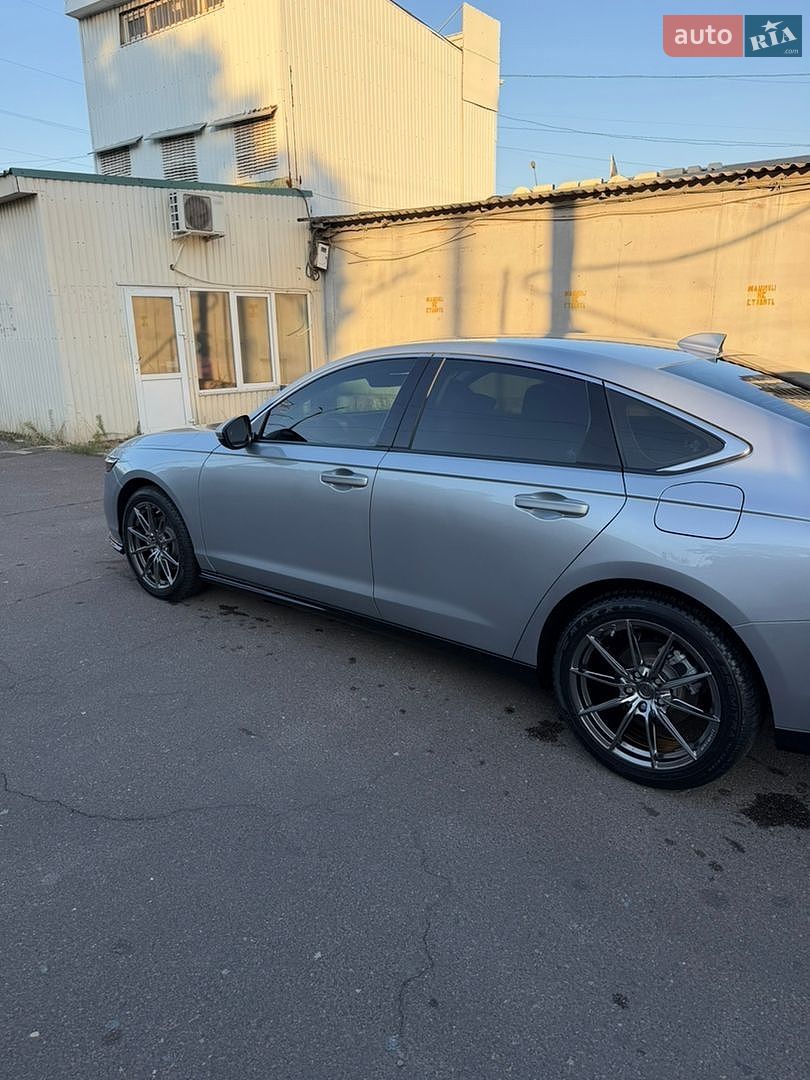 Honda Accord 2024 VIN 1HGCY2F67RA097879 фото оголошення 13 з 59