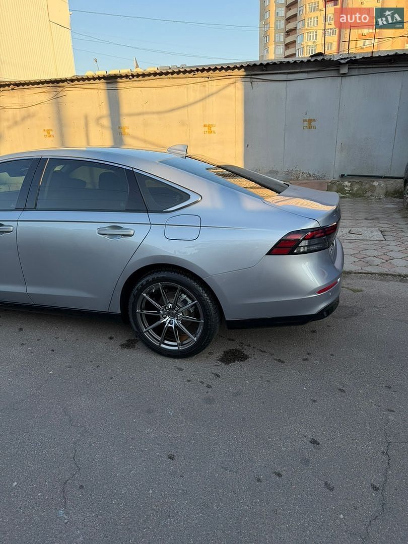 Honda Accord 2024 VIN 1HGCY2F67RA097879 фото оголошення 14 з 59
