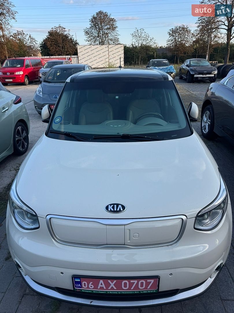 Kia Soul 2017 VIN KNAJX81EFJ7024714 фото оголошення 6 з 24