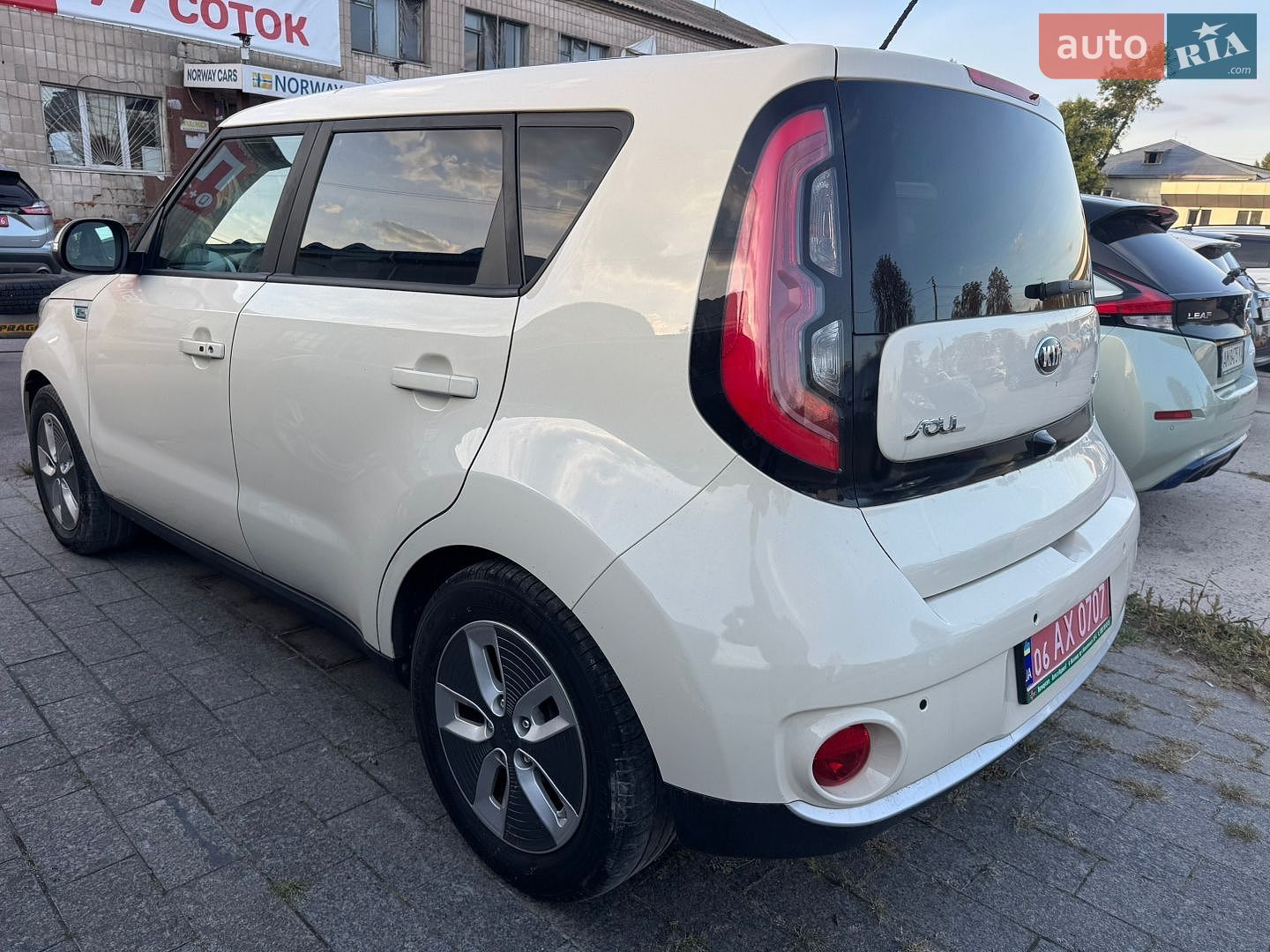 Kia Soul 2017 VIN KNAJX81EFJ7024714 фото оголошення 3 з 24